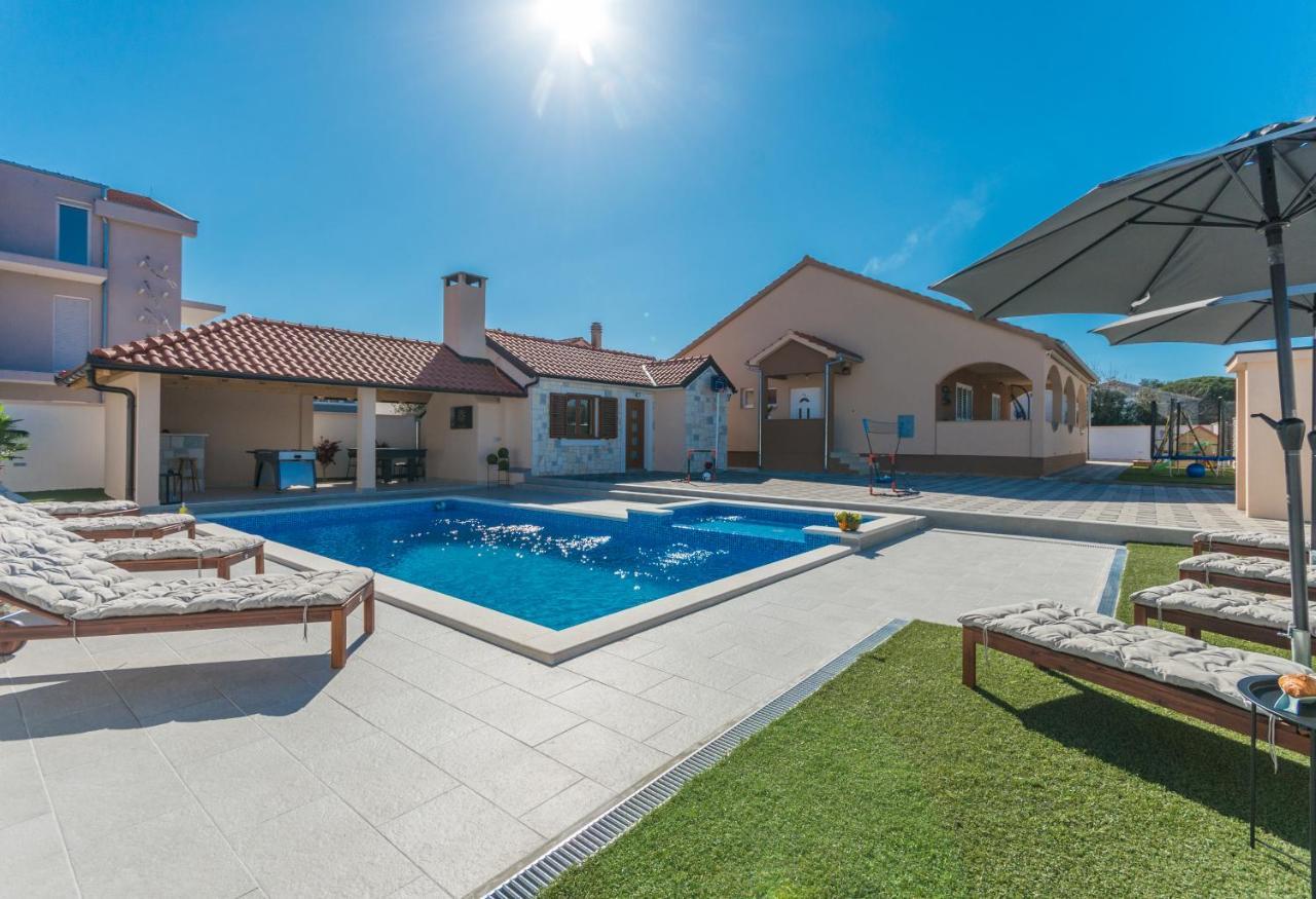 Villa Lucija Biograd Na Moru Exterior photo